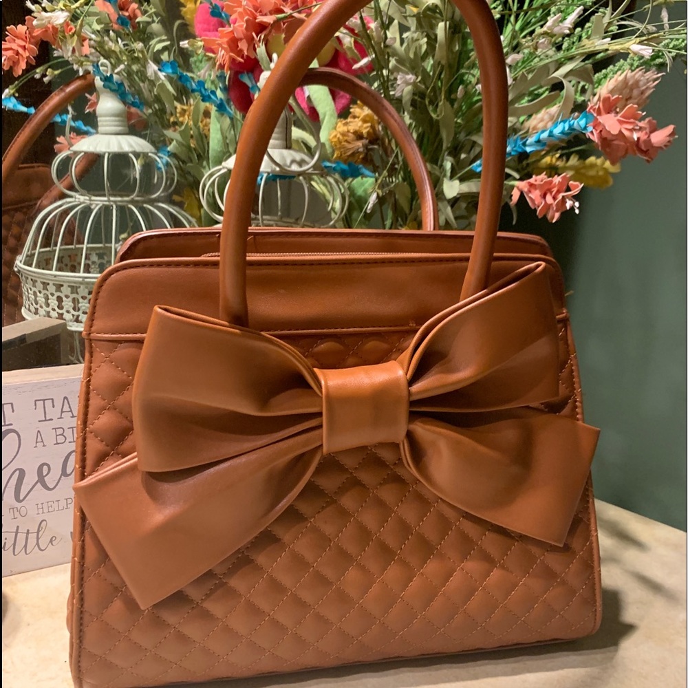 Scarleton purse